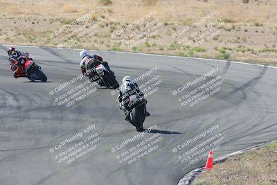 media/Apr-20-2025-AHRMA (Sun) [[393a79c373]]/Race/Group 11 early race/Turn 4b/